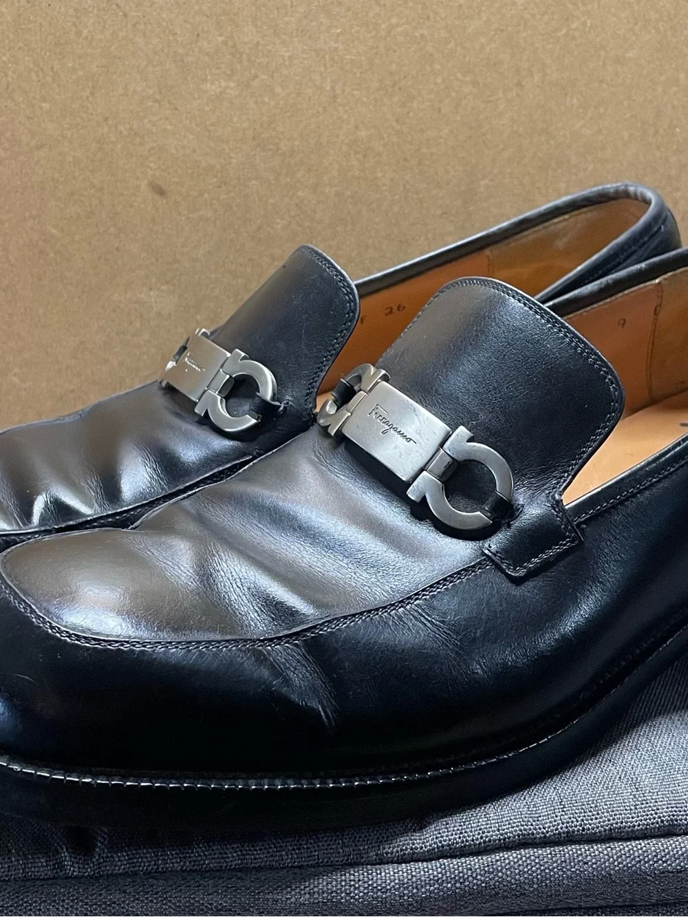Salvatore Ferragamo Black Leather Gancini Bit Slip-On Loafers